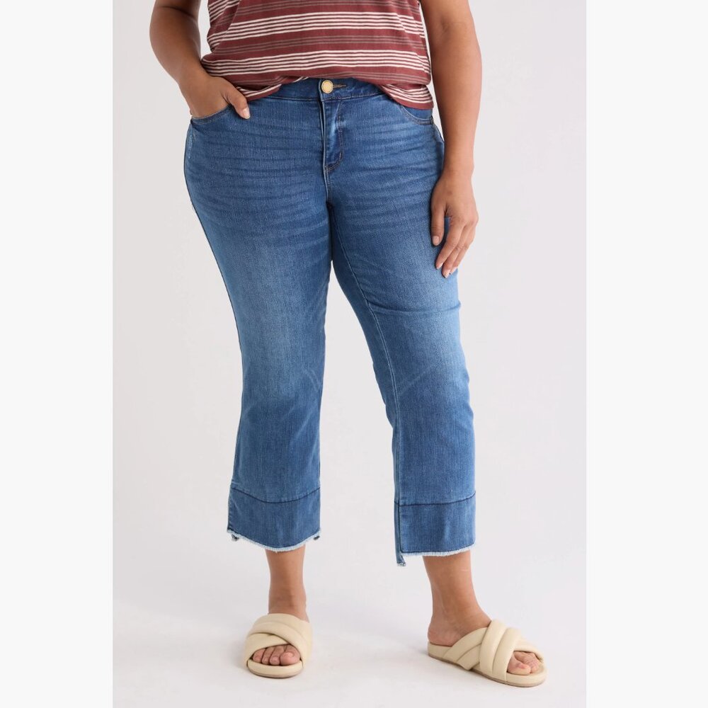 Democracy Blue Ankle Cropped Jeans